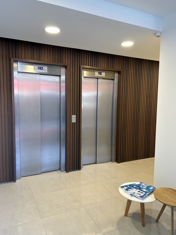 MORENO  16  PISO 6  DTO C   -   GRANADERO BAIGORRIA