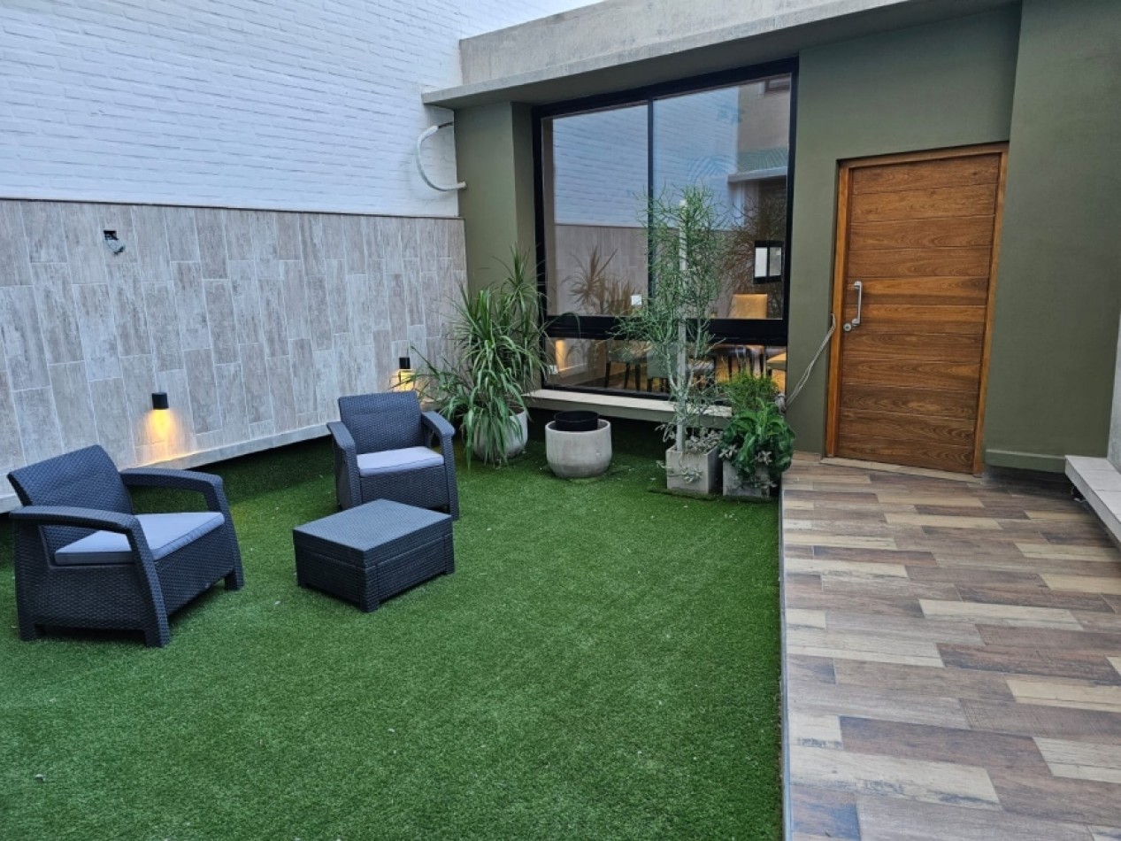 Pichincha Green